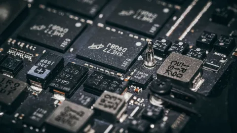 Odblokowanie hasła BIOS i programowanie pamięci