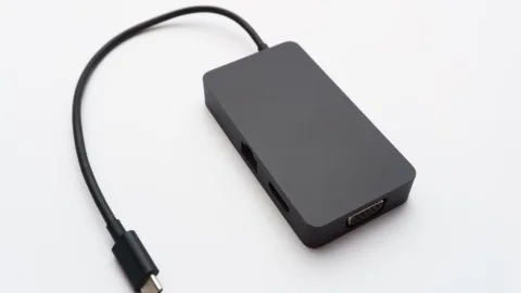 Naprawa wyjścia HDMI i DisplayPort