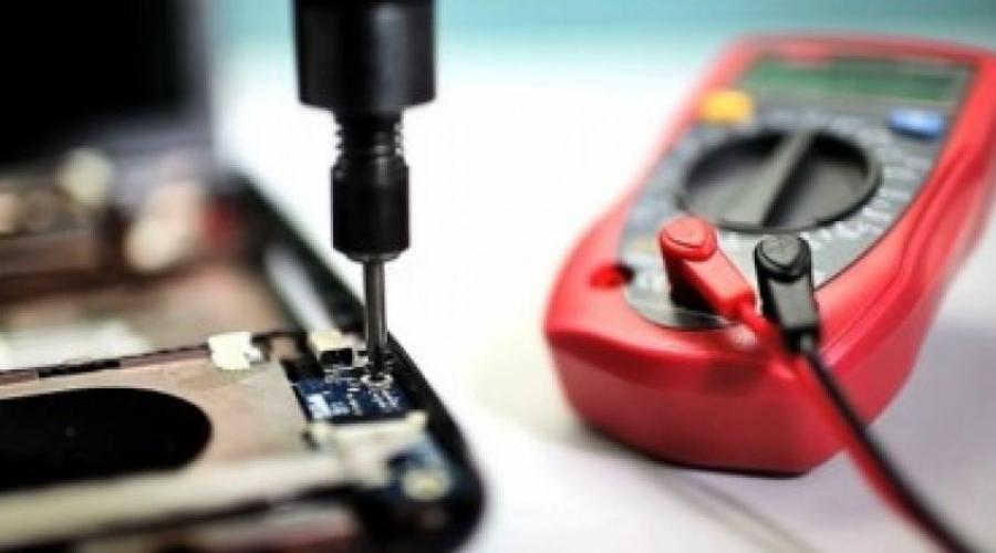 Naprawa układu zasilania laptopa 