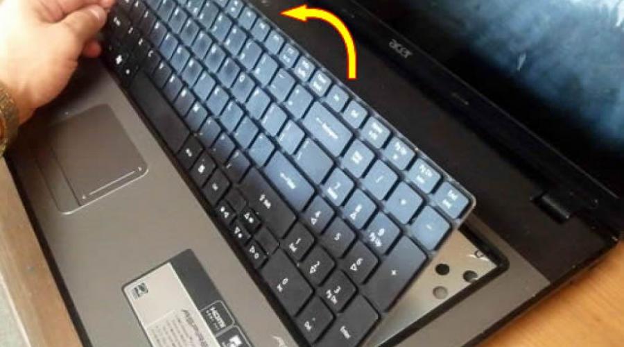 Wymiana klawiatury laptopa